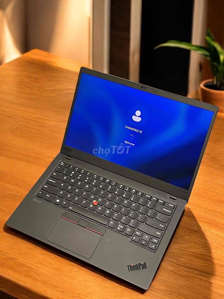 Thinkpad X1 carbon gen 8 4K i5 10310U/ 16Gb/ 256Gb