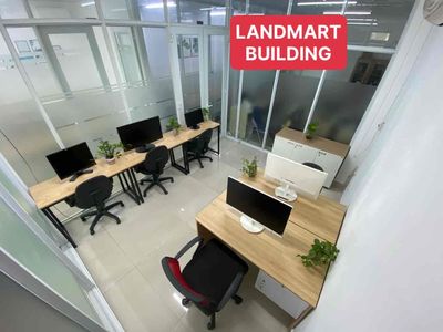 Landmart Building Cho thuê văn phòng 6 người, Có sẵn Thảm, Bàn Ghế, Tủ