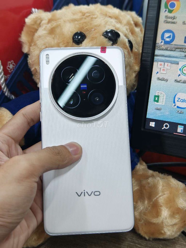 Vivo X200 Ultra 256GB Trắng. Mua bán Điện thoại tại Quận 3 Tp Hồ Chí Minh được đăng bởi Minh Toàn hình 1