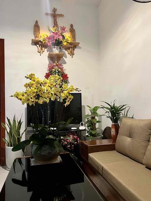 cho thuê căn 2 ngủ căn góc thoáng mát cc kim văn kim lũ