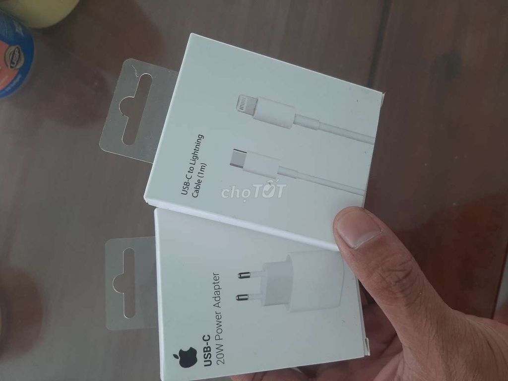 Bộ sạc nhanh Apple 20W Trắng. Mua bán Phụ kiện (Màn hình, Chuột...) tại Thành phố Đồng Xoài Bình Phước được đăng bởi Tin hình 1