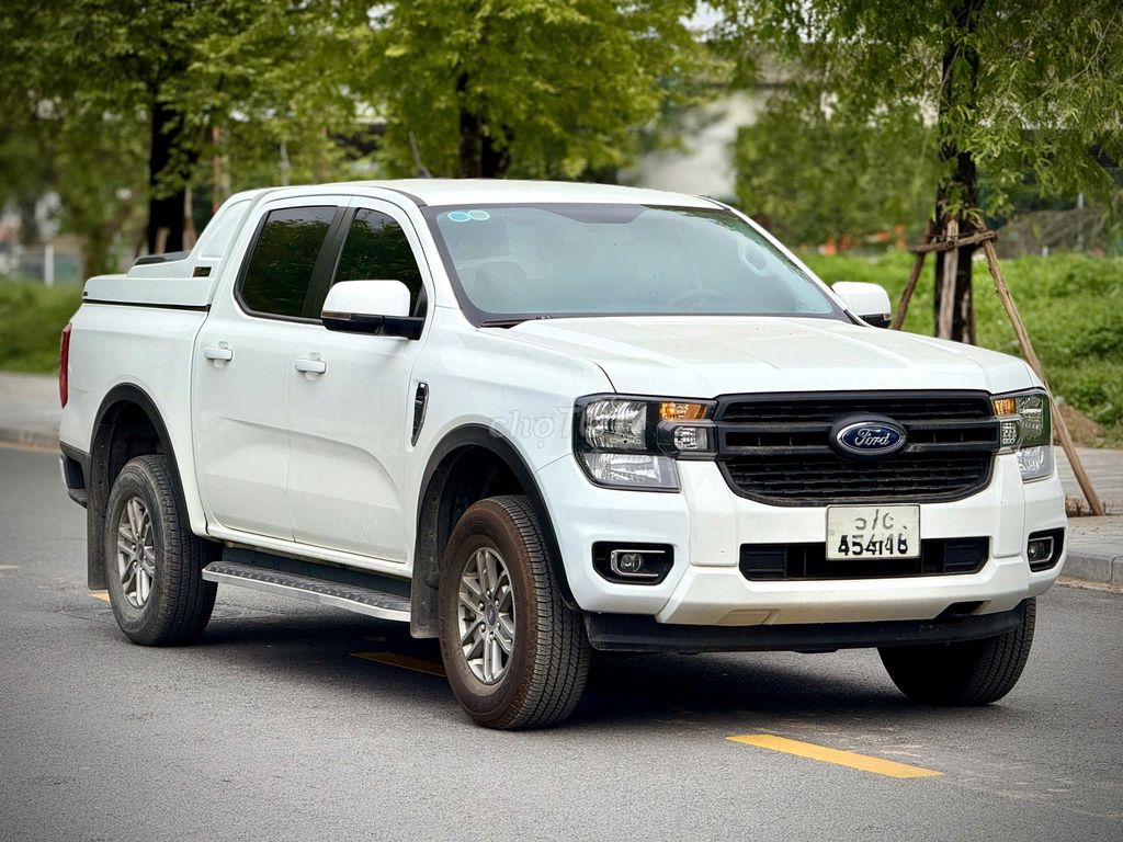 Bán xe bán tải Ford Ranger XLS 4x4 AT Trắng 2023. Mua bán Ô tô tại Huyện Thanh Trì Hà Nội được đăng bởi Khiêm Ôtô hình 2