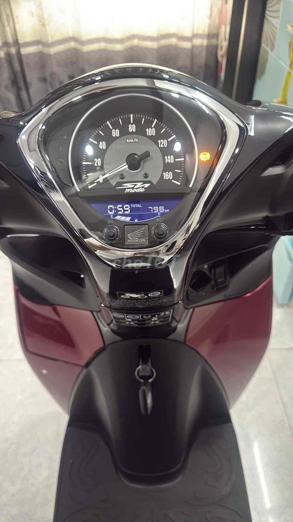 Honda SH Mode 2024 ABS красный 798 км