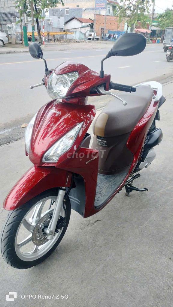 Vi son khoá smk xe như mới zin 100% bs 59. có góp. Mua bán Xe máy tại Thành phố Dĩ An Bình Dương được đăng bởi xe máy hồng phát dĩ An Bình Dương  hình 1