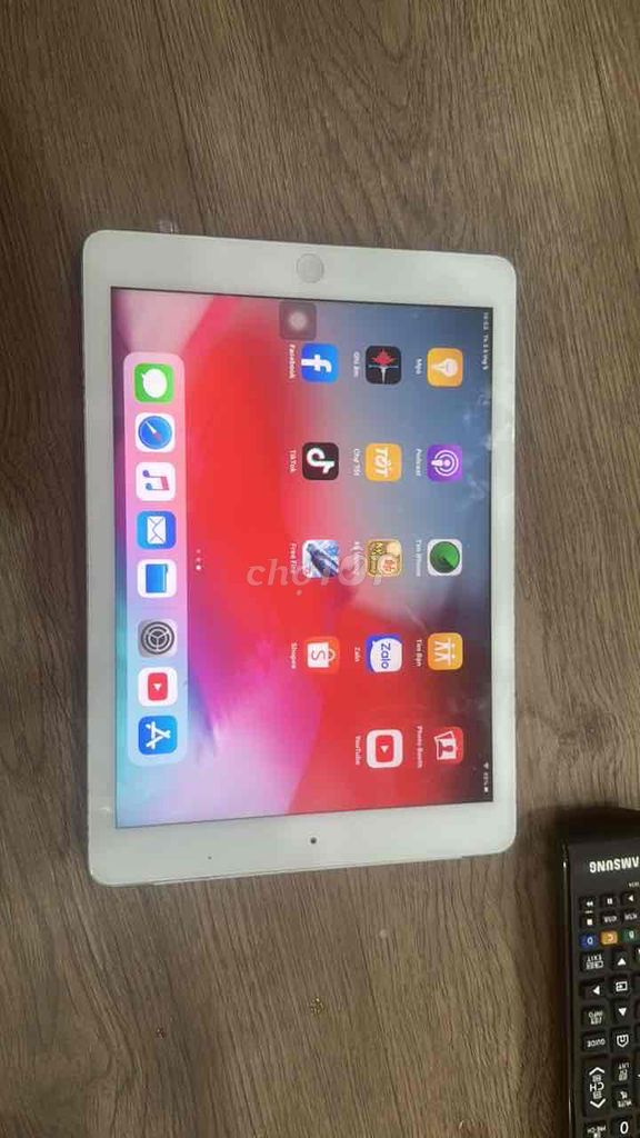Apple iPad Air 128GB Trắng. Mua bán Máy tính bảng tại Quận Hoàng Mai Hà Nội được đăng bởi kiên hình 1