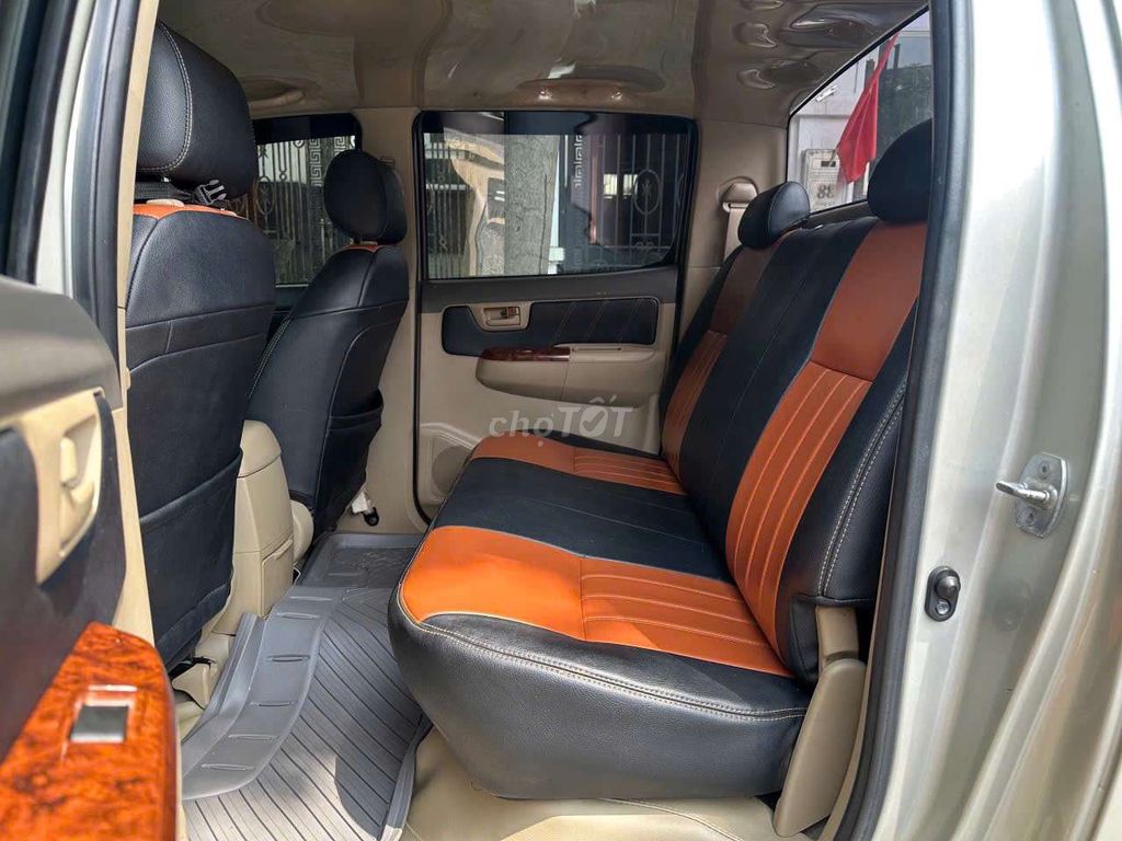 Toyota Hilux 2. 4x2 2012 Bạc 200000 km. Mua bán Ô tô tại Quận Gò Vấp Tp Hồ Chí Minh được đăng bởi PHẠM VIỆT hình 9