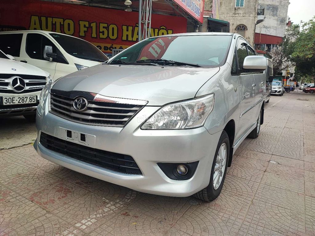 Toyota Innova 2013 E - 120000 km