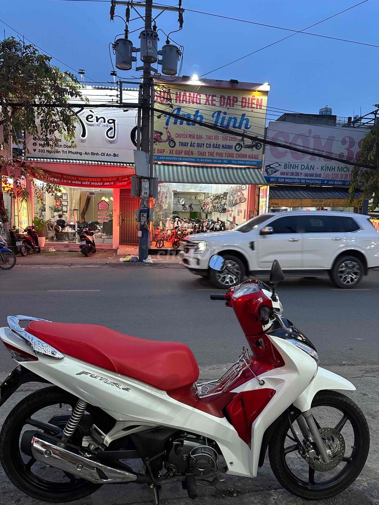 Honda Future Lead 2022 Trắng đỏ Đã sử dụng. Mua bán Xe máy tại Thành phố Dĩ An Bình Dương được đăng bởi CHị Hà hình 2