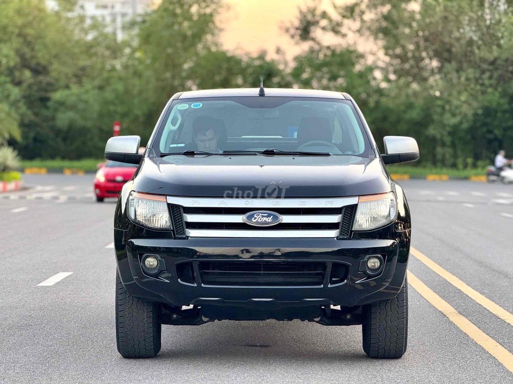 Ford Ranger 2013 XLS 2.2 4x2 MT - 130000 km