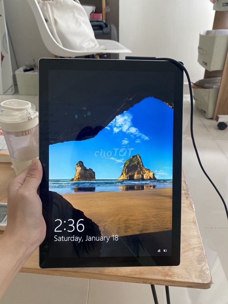 Microsoft Surface Pro 4 4GB win 10