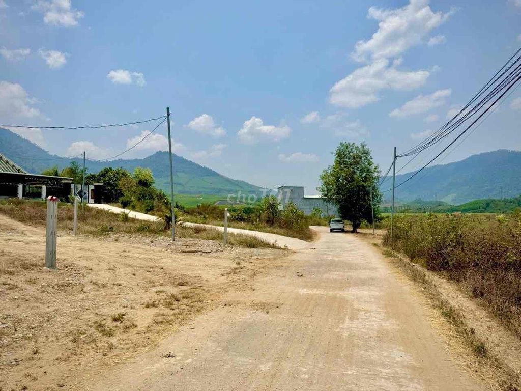 Lô Khánh Trung Full Thổ cư gần Tỉnh Lộ 8B cạnh Trang Trại và Biệt Thự
