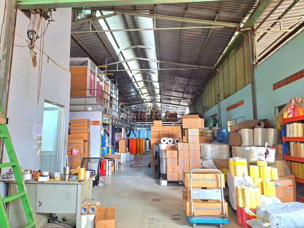 Xưởng Dĩ An 1000m² cho thuê lẻ từ 300m sẵn 3fa văn phòng làm việc 