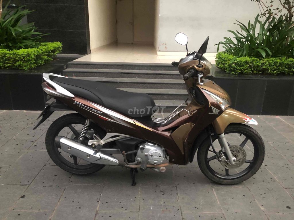 Honda Future 125 Fi коричневая