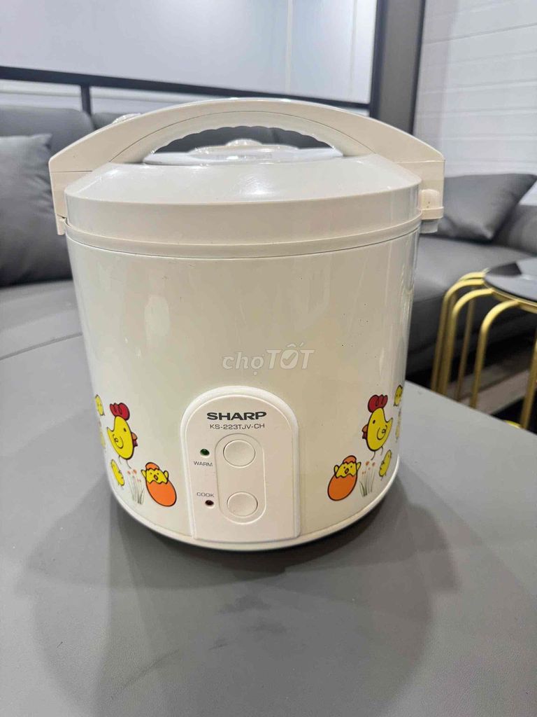 Nồi cơm điện Sharp 2.2 lít Trắng như mới 490k. Mua bán Bếp, lò, đồ điện nhà bếp tại Quận Cái Răng Cần Thơ được đăng bởi võ hoàng mến hình 1