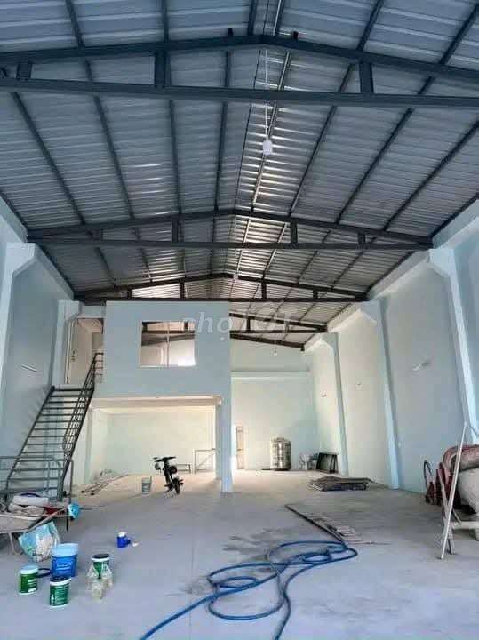 Cho thuê nhà xưởng 450m2 gía thuê 20 triệu. Cho thuê văn phòng, mặt bằng kinh doanh tại Thành phố Dĩ An Bình Dương được đăng bởi Anh Minh hình 1