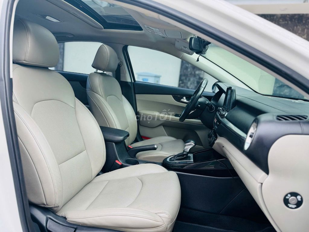 Kia Cerato 2020 1.6 AT Luxury 74.000 km. Mua bán Ô tô tại Quận 1 Tp Hồ Chí Minh được đăng bởi TÂN TỨ QUÝ hình 8