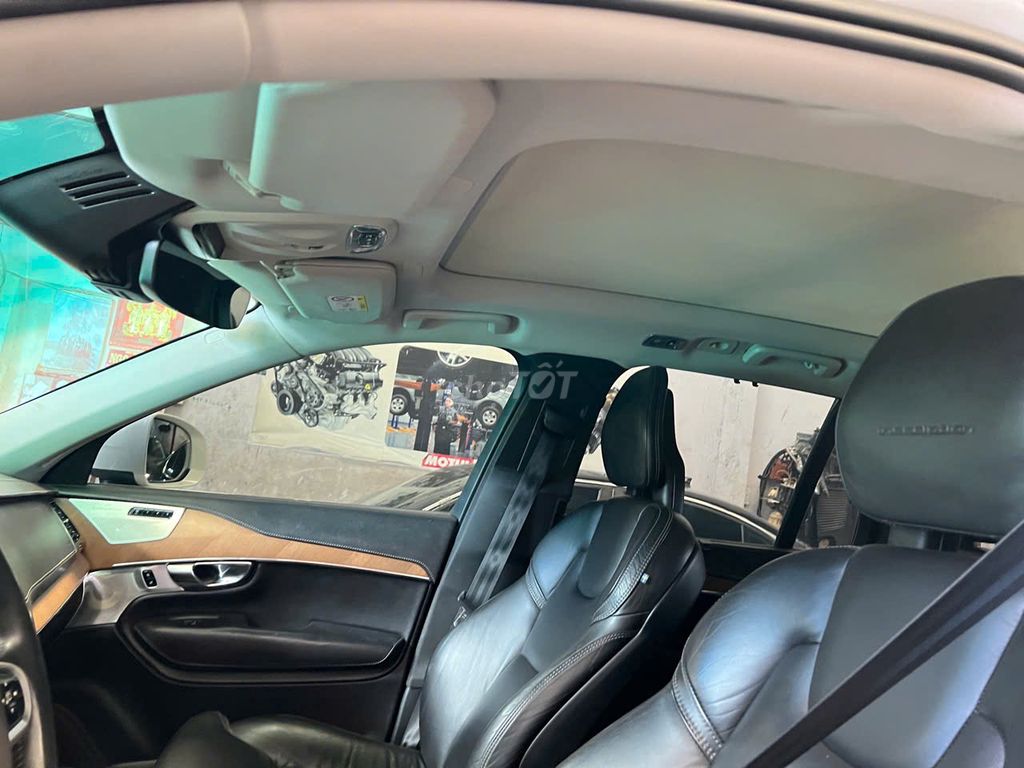 Volvo XC90 T6 2016 màu trắng nk Thụy Điển. Mua bán Ô tô tại Quận 12 Tp Hồ Chí Minh được đăng bởi Xuân Trường hình 6