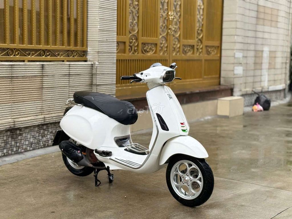 Piaggio Vespa Sprint 2018 Trắng 10000 km. Mua bán Xe máy tại Quận Bình Thạnh Tp Hồ Chí Minh được đăng bởi nguyen hien hình 5