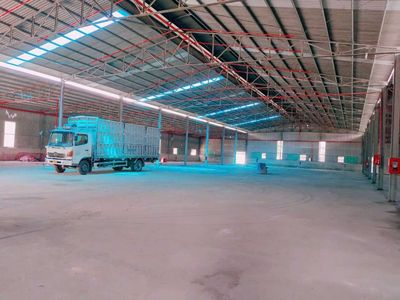 Cho thuê xưởng Cụm Sx CN 4000m2.Đầy đủ giấy tờ.Tiếp gỗ phun sơn.Tân PK