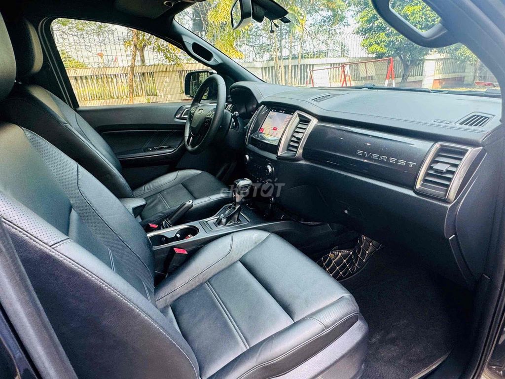 FORD EVEREST TITANIUM 2019 - 69.000km. Mua bán Ô tô tại Quận 1 Tp Hồ Chí Minh được đăng bởi Ms Ly Bến Thành Ford hình 11