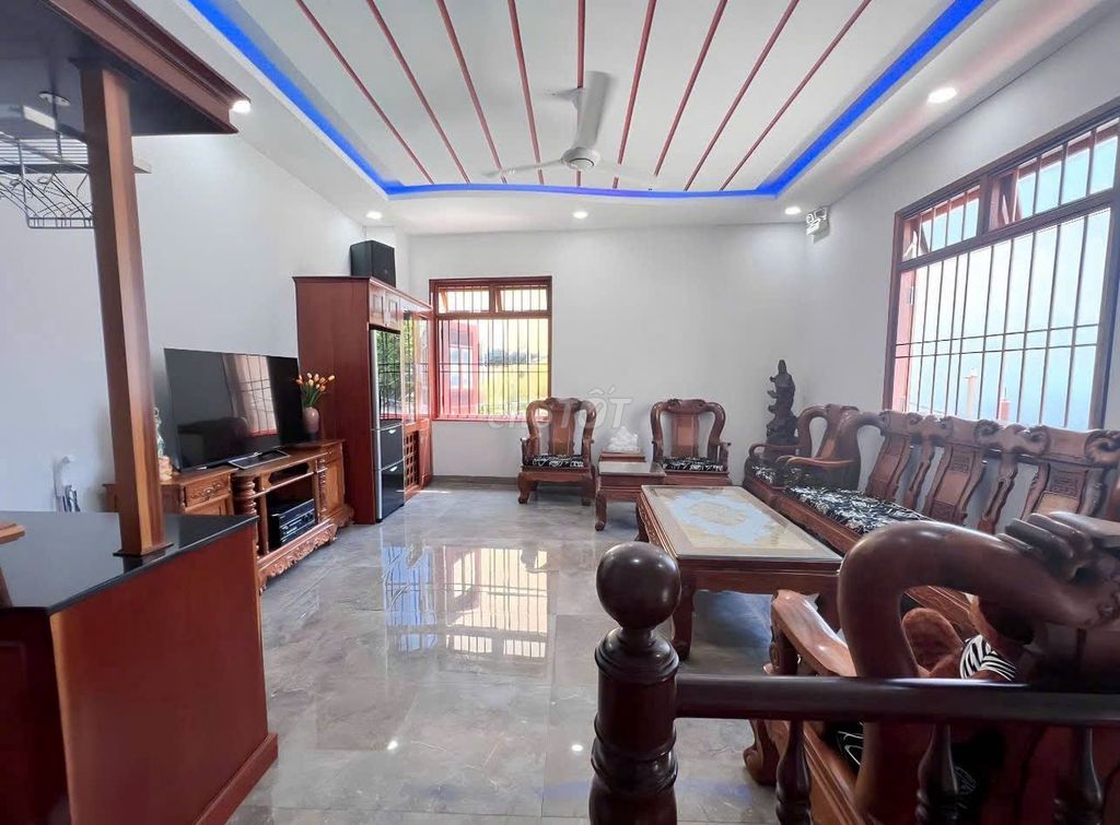 nhà đẹp 3 tầng 3PN MT Phạm Cự Lượng, gần Võ Văn Kiệt