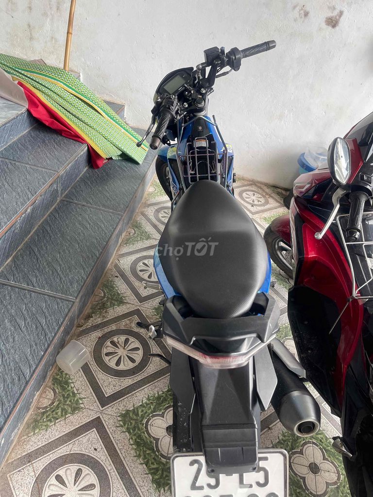 Raider R150 Fi. Mua bán Xe máy tại Quận Nam Từ Liêm Hà Nội được đăng bởi Ngọc Minh hình 4