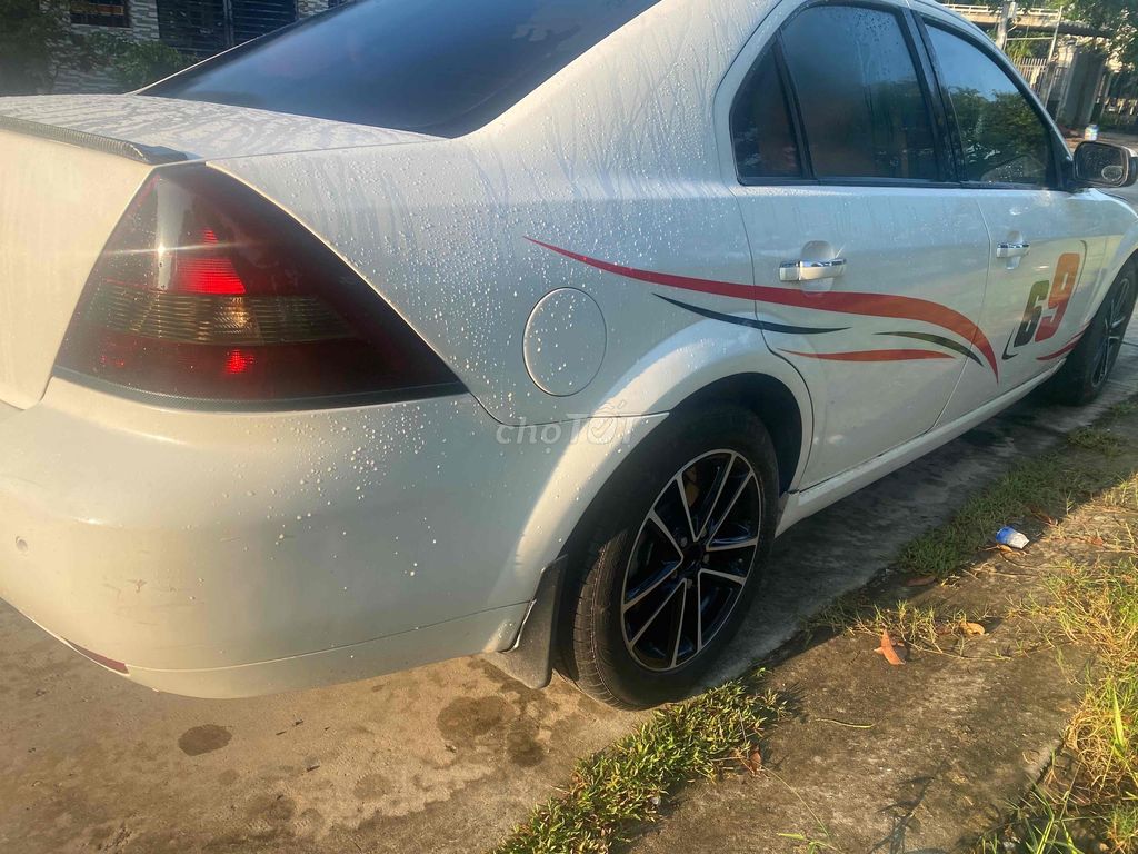 Ford Mondeo 2003 2.5 AT - 20000 km. Mua bán Ô tô tại Thị xã Bến Cát Bình Dương được đăng bởi Quốc sông 62 hình 7