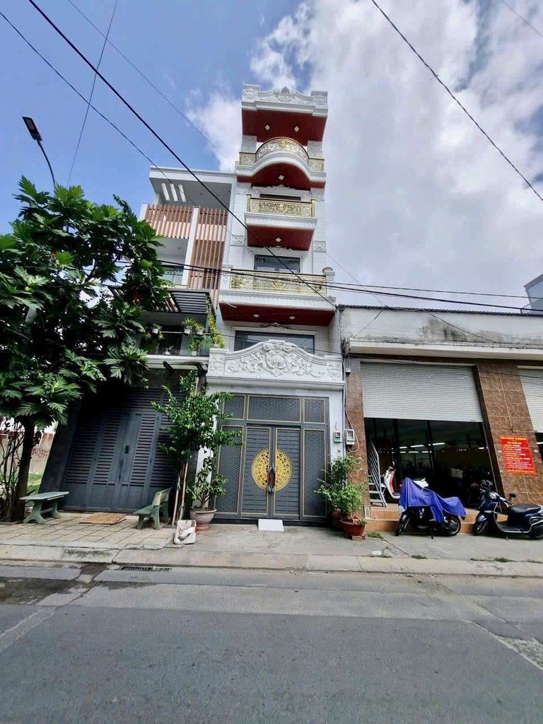 Nhà cho thuê mặt tiền hẻm 413 Lê Văn Quới
