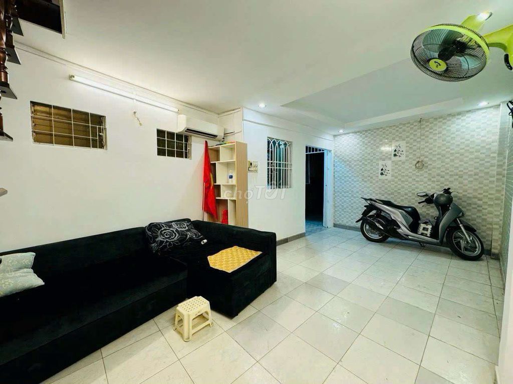 Cho thuê nhà nguyên căn.Đường Chu Văn An, Phường 12.Quận Bình Thạnh. 