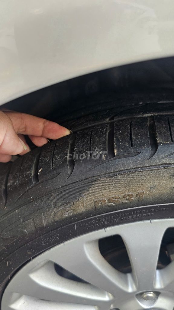 Ford Fiesta 2013 S 1.6 AT - 80000 km. Mua bán Ô tô tại Quận Cẩm Lệ Đà Nẵng được đăng bởi Nguyễn Đức Trưởng hình 16