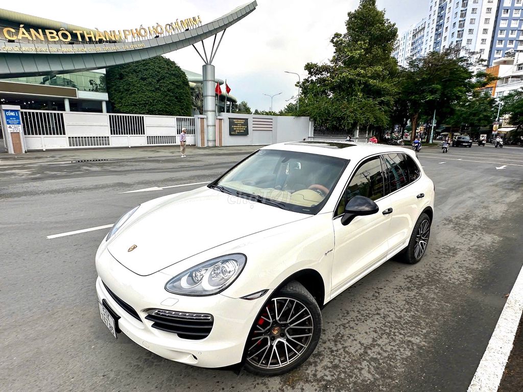 Porsche Cayenne 2011 S E-Hybrid - 87800 km. Mua bán Ô tô tại Quận Bình Thạnh Tp Hồ Chí Minh được đăng bởi Lê minh quang  hình 1