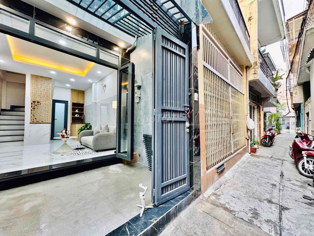 🔥 5 TỶ HƠN – NHÀ MỚI 4 TẦNG NGAY HÀNG XANH 🔥  📍Cạnh công viên Tầm Vu –