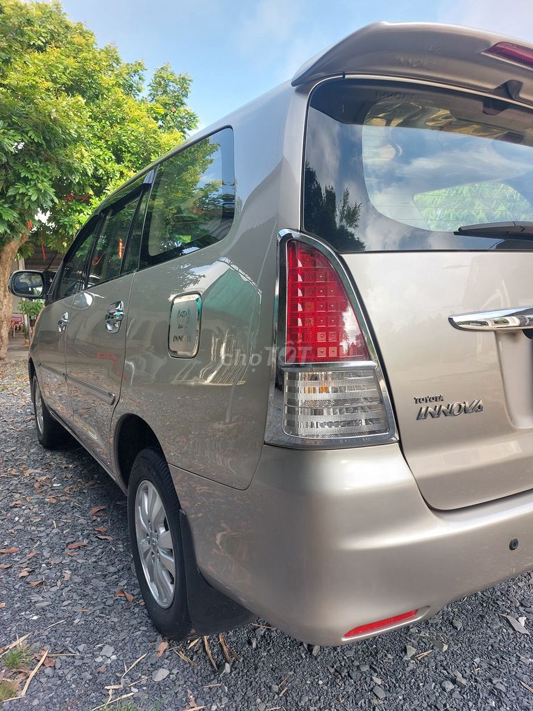 Toyota Innova 2012 G 7 chỗ.