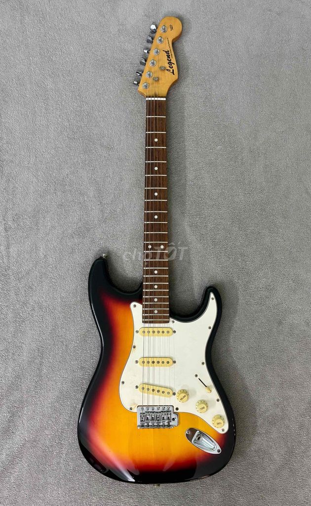 Guitar điện Legend Stratocaster. Mua bán Nhạc cụ tại Quận Nam Từ Liêm Hà Nội được đăng bởi Nam hình 1