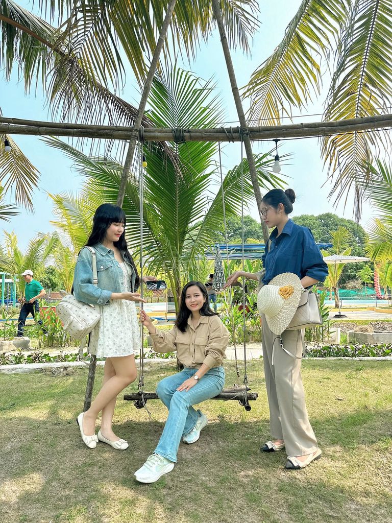 Tuyển 2 nhân viên xây kênh tiktok biết livestream. Việc làm tại Thành phố Thủ Dầu Một Bình Dương được đăng bởi công ty địa ốc Á Châu  hình 2