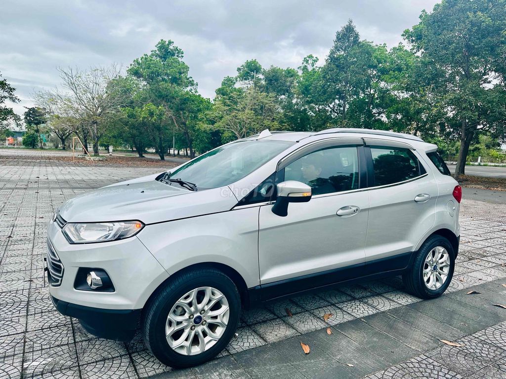 Ford Ecosport Titanium 2015 АКПП серебристый
