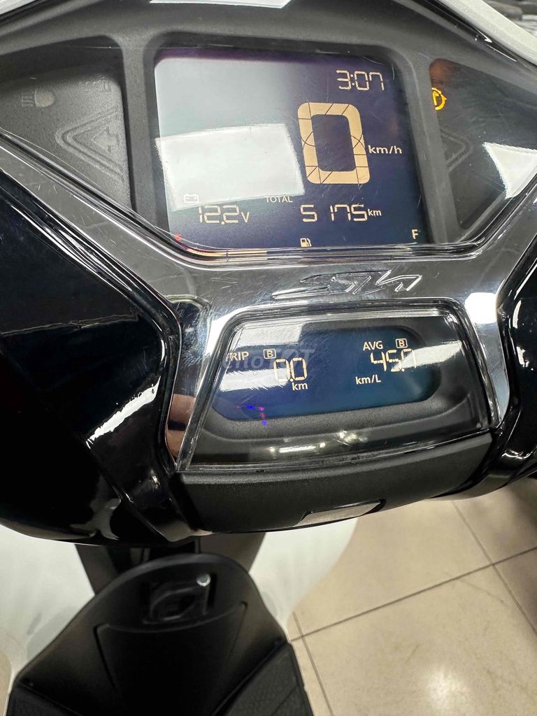 SH 125cc thắng ABS mua 2024 chạy 5 ngàn km mới 99%. Mua bán Xe máy tại Quận 8 Tp Hồ Chí Minh được đăng bởi A. Hải hình 4