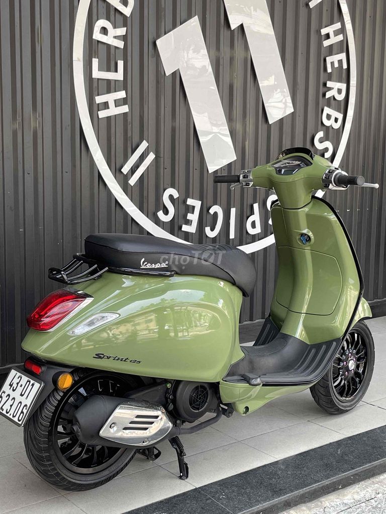 Piaggio Vesspa Sprint Đèn vuông - Vespa 3VieS bs43. Mua bán Xe máy tại Quận Hải Châu Đà Nẵng được đăng bởi Lê vy  hình 2