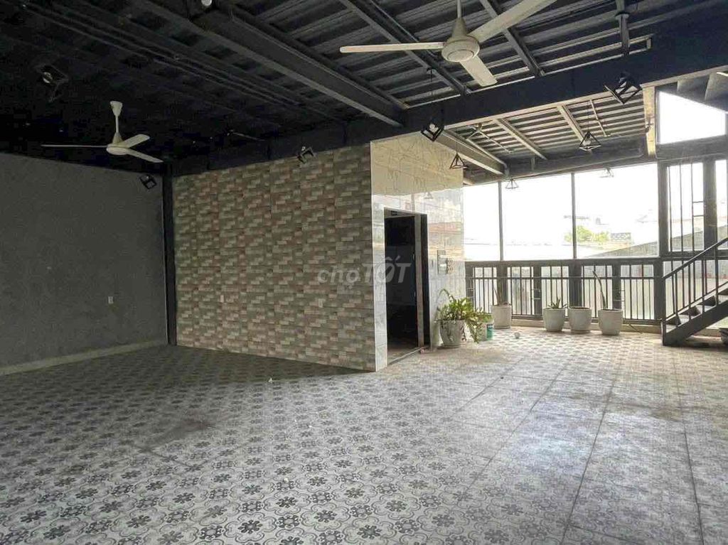 Rent · 3 bd · 200 м² · Quận Liên Chiểu, ул. Bầu Vàng