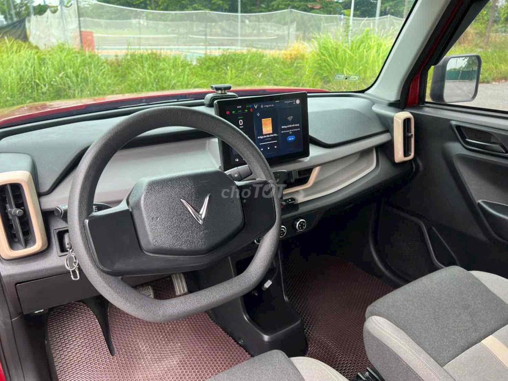VinFast VF3 2024 электро 1.900 км красный