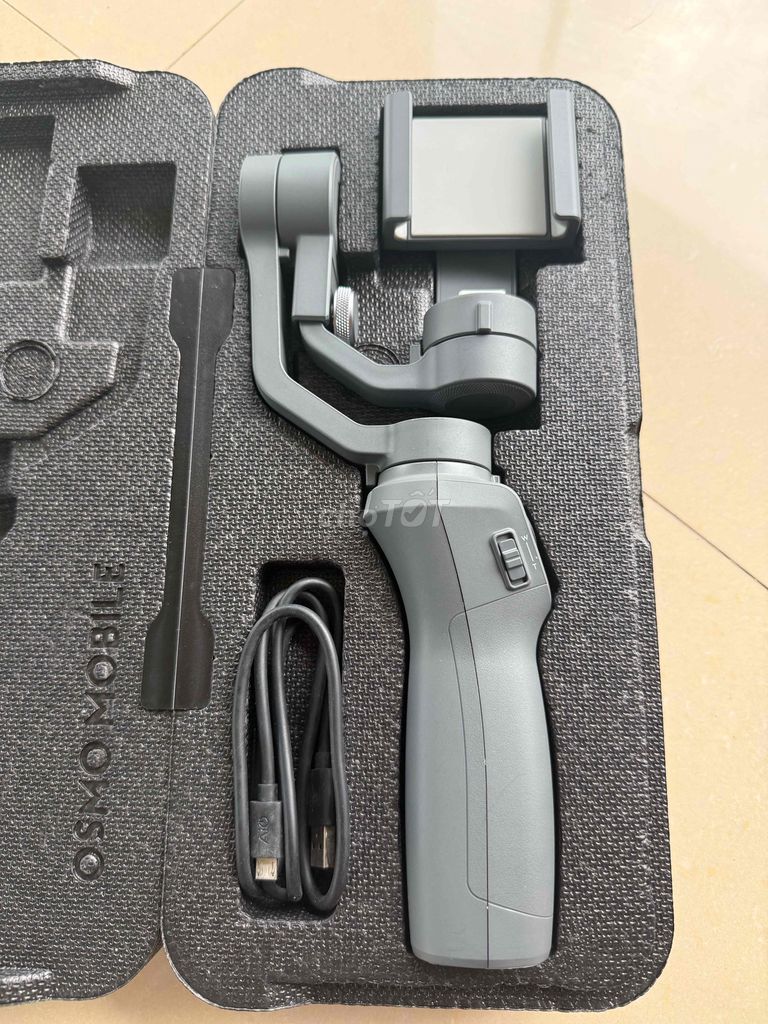 Gimbal DJI Osmo Mobile Xám. Mua bán Máy ảnh, Máy quay tại Huyện Triệu Phong Quảng Trị được đăng bởi Đạt hình 1