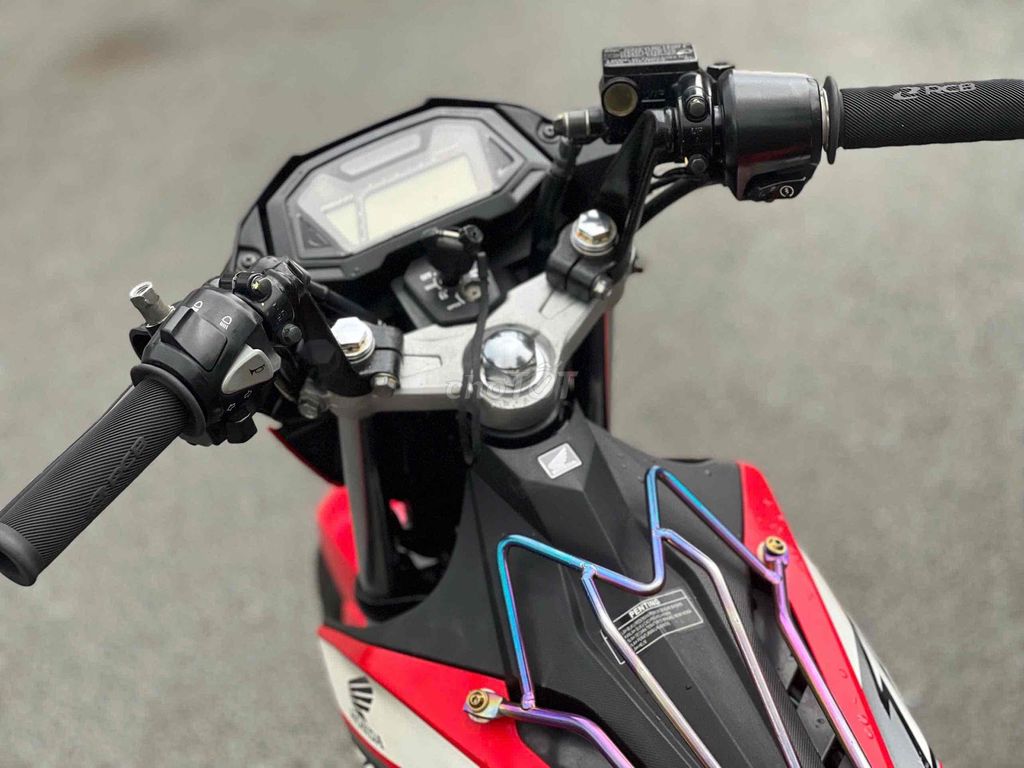 Honda Sonic 150 2020 Trắng Đỏ Đen 17.000km. Mua bán Xe máy tại Quận 11 Tp Hồ Chí Minh được đăng bởi Hưng Từ hình 6