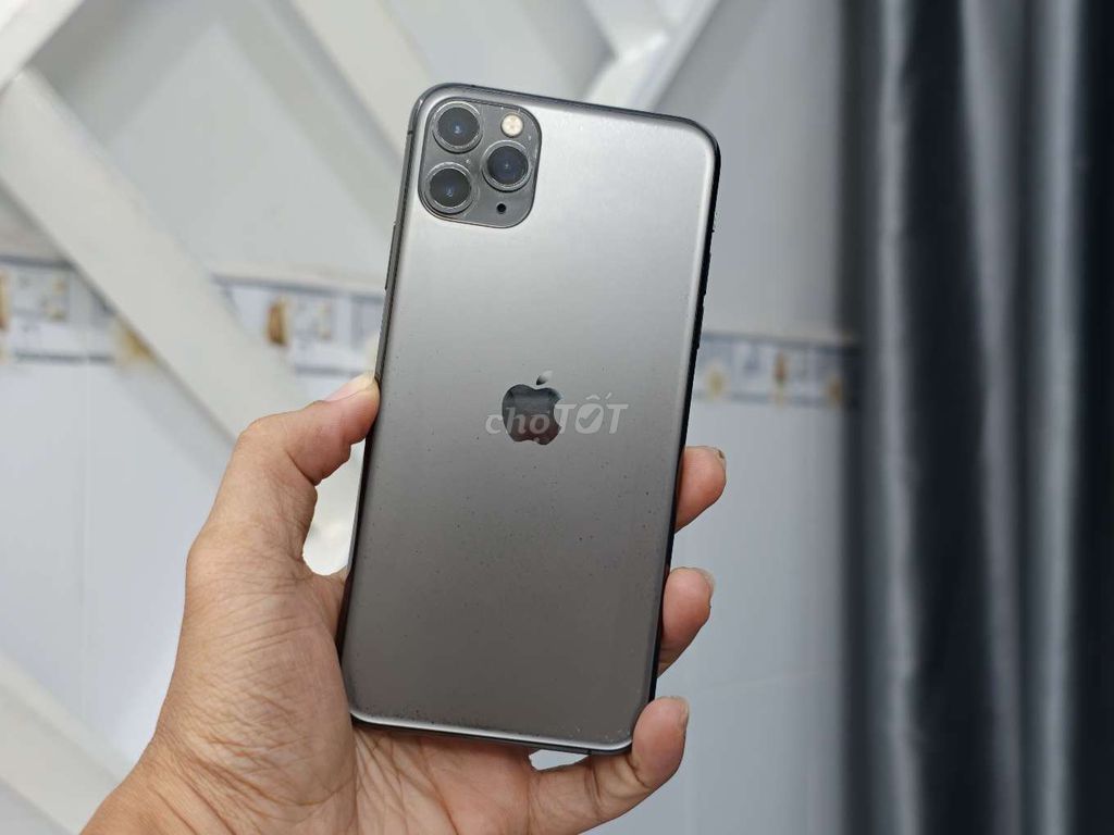 Apple iPhone 11 Pro Max 256GB Xám 99% nguyên zin. Mua bán Điện thoại tại Quận Ninh Kiều Cần Thơ được đăng bởi Lê Khang hình 1