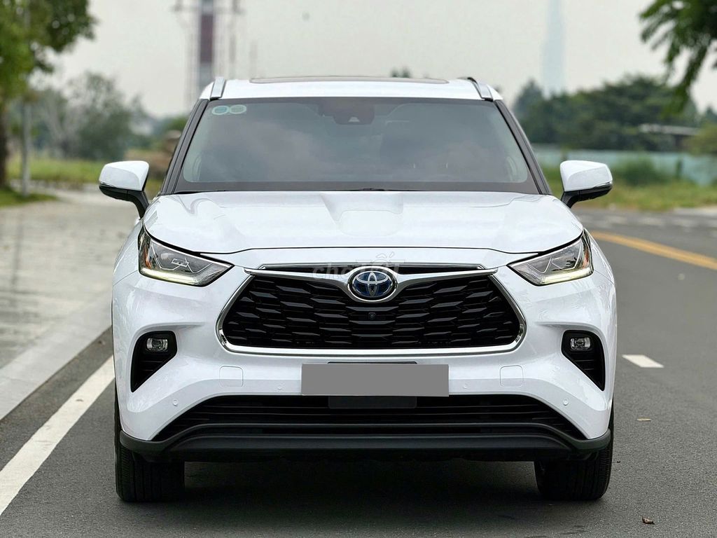 Toyota Highlander Limited Hybrid AWD 2020