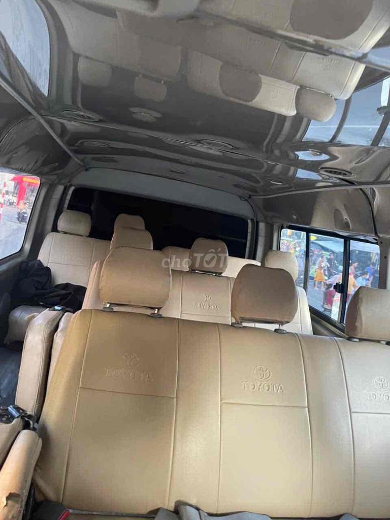 Toyota Hiace 2009 15c máy dầu. Mua bán Ô tô tại Quận 7 Tp Hồ Chí Minh được đăng bởi Chuyên mua bán xe tải VAN chạy  được giờ cấm hình 8