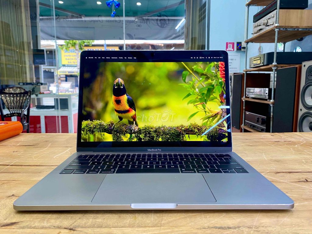 MacBook Pro cực rẻ. Mua bán Laptop tại Huyện Hóc Môn Tp Hồ Chí Minh được đăng bởi Lẩm  hình 1