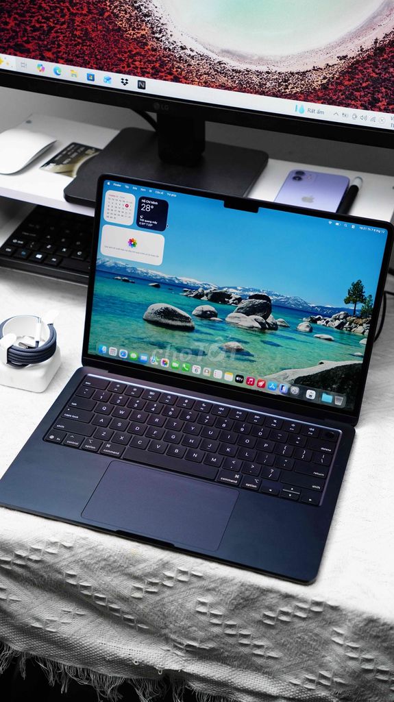 Apple MacBook Air M2 13 inch 16GB/512GB. Mua bán Laptop tại Quận 3 Tp Hồ Chí Minh được đăng bởi Trường hình 1