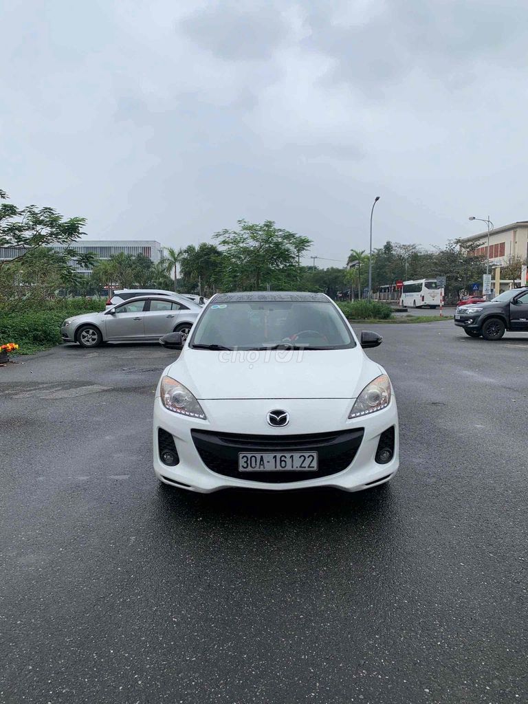 Mazda 3 2014 1.5 AT Sedan - 119000 km