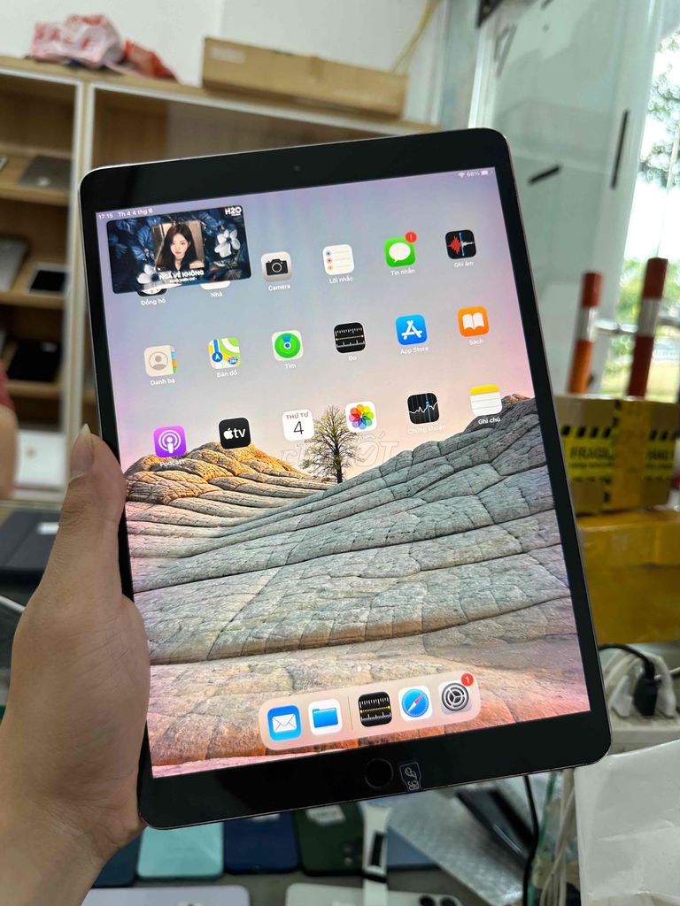 iPad Pro 10.5 inch 512GB, 4G, Nhật Bản. Mua bán Máy tính bảng tại Quận Đống Đa Hà Nội được đăng bởi Hanoimobile MTC hình 2