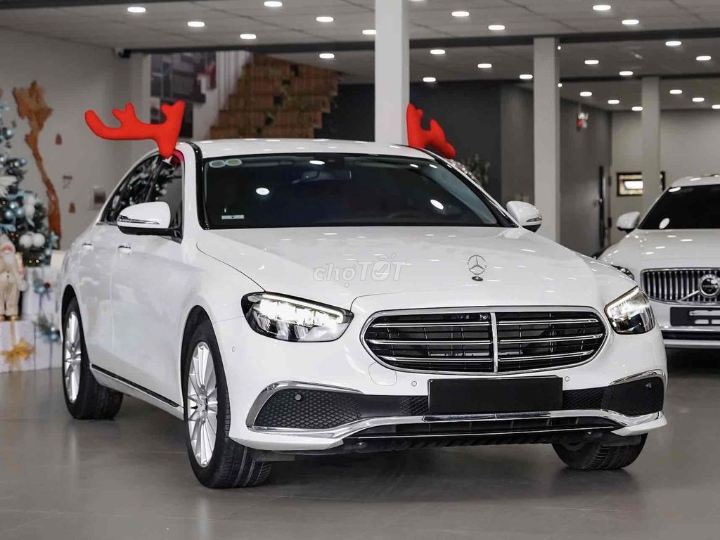 Mercedes E200 Exclusive V1 Model 2025. Mua bán Ô tô tại Quận 7 Tp Hồ Chí Minh được đăng bởi Hoàng Thọ hình 2
